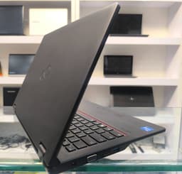 لپ‌تاپ نسل یازده Fujitsu LifeBook E5411 - نمای اصلی