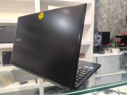 لپ‌تاپ اقتصادی Acer Aspire E1-572G - نمای اصلی