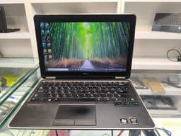 لپ‌تاپ فوق‌سبک Dell Latitude E7240 - نمای اصلی